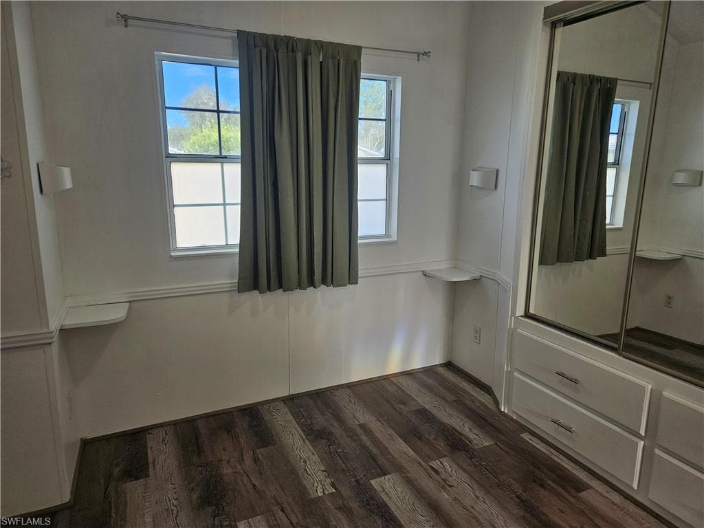 26 Garnet Dr 26g, Naples, FL 34114-16