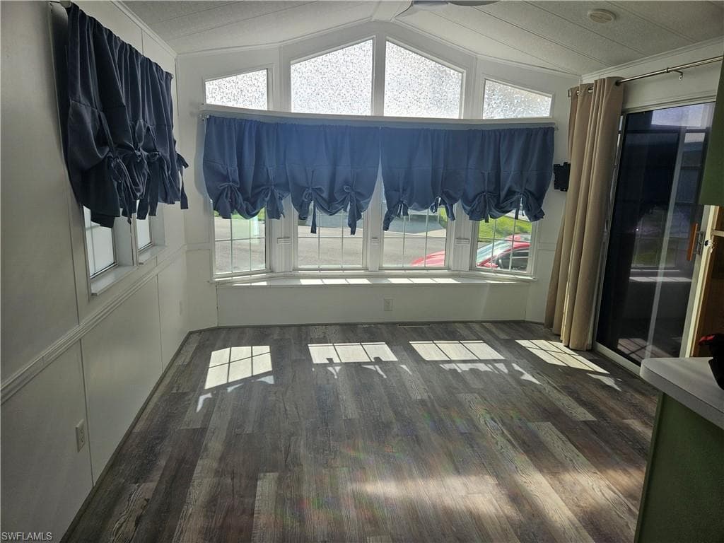 26 Garnet Dr 26g, Naples, FL 34114-7