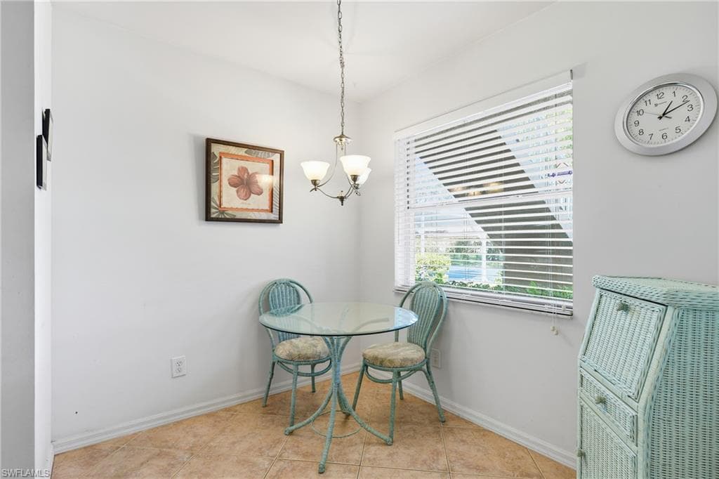 144 Pebble Shores Dr 103, Naples, FL 34110-10