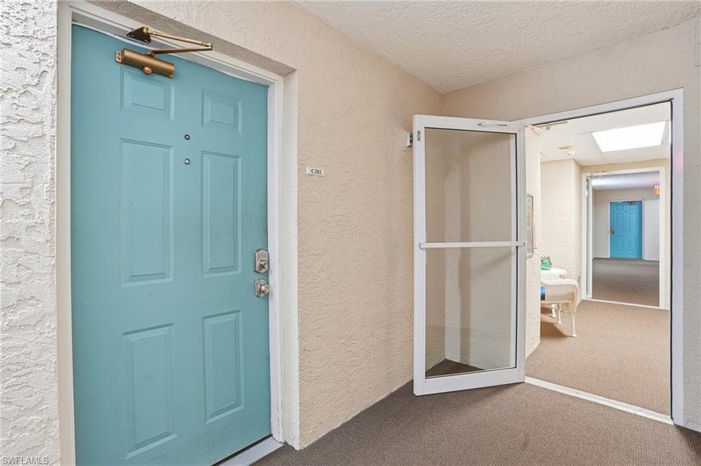 2875 Palm Beach Blvd 202, Fort Myers, FL 33916-6