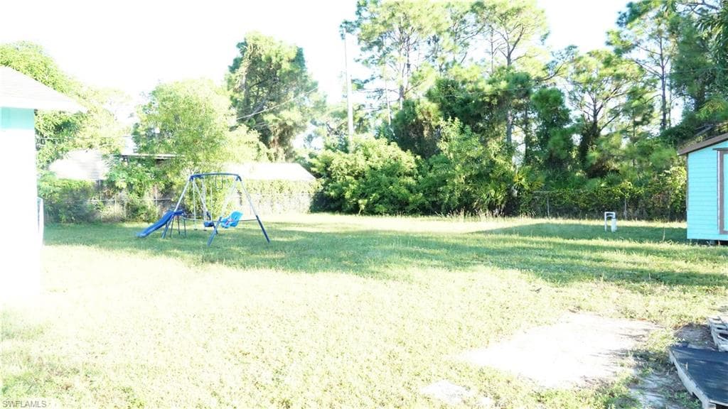 5106 Lee Cir S, Lehigh Acres, FL 33971-16