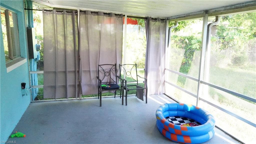 5106 Lee Cir S, Lehigh Acres, FL 33971-5