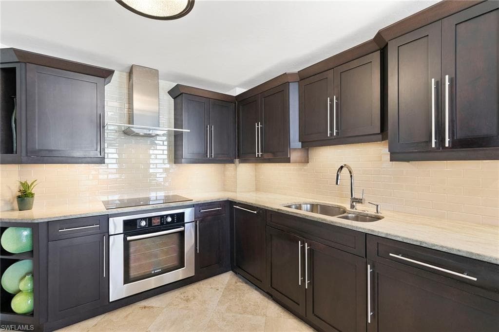 4551 Gulf Shore Blvd N 1400, Naples, FL 34103-8