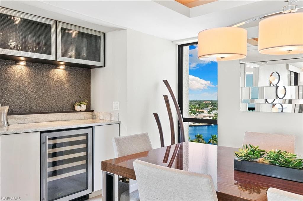 4551 Gulf Shore Blvd N 1400, Naples, FL 34103-13