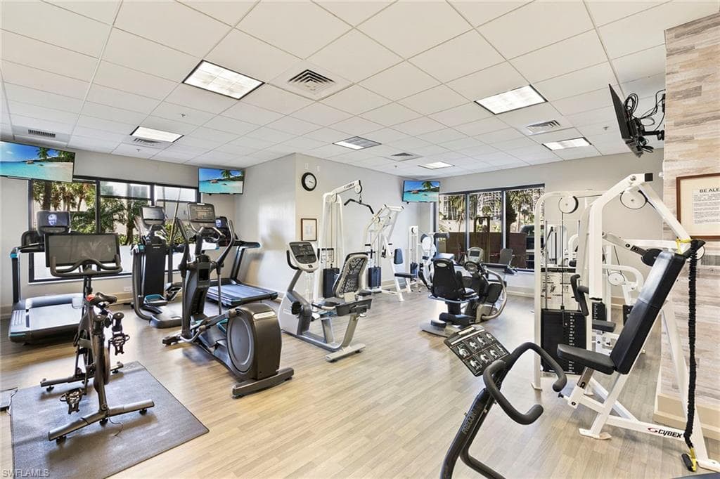 4551 Gulf Shore Blvd N 1400, Naples, FL 34103-32