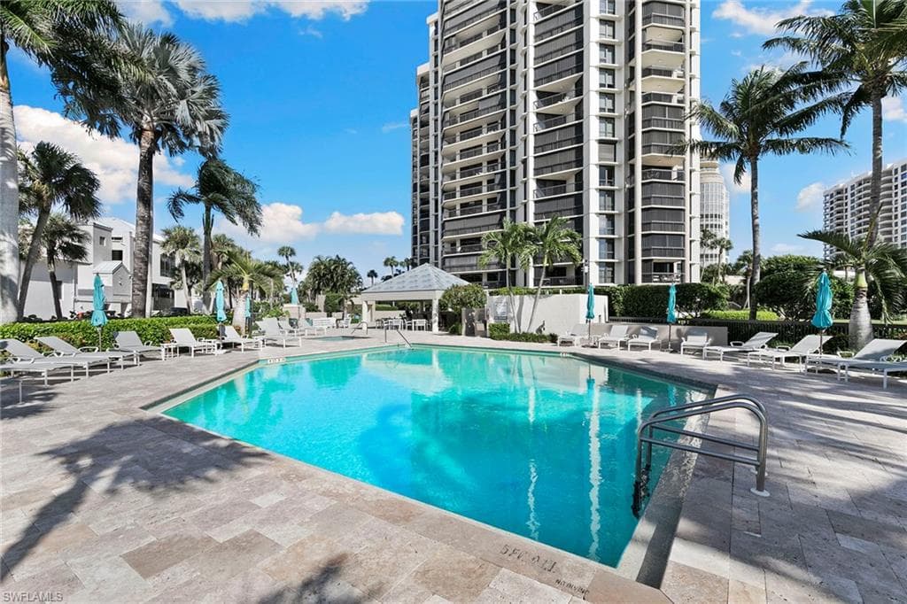 4551 Gulf Shore Blvd N 1400, Naples, FL 34103-39