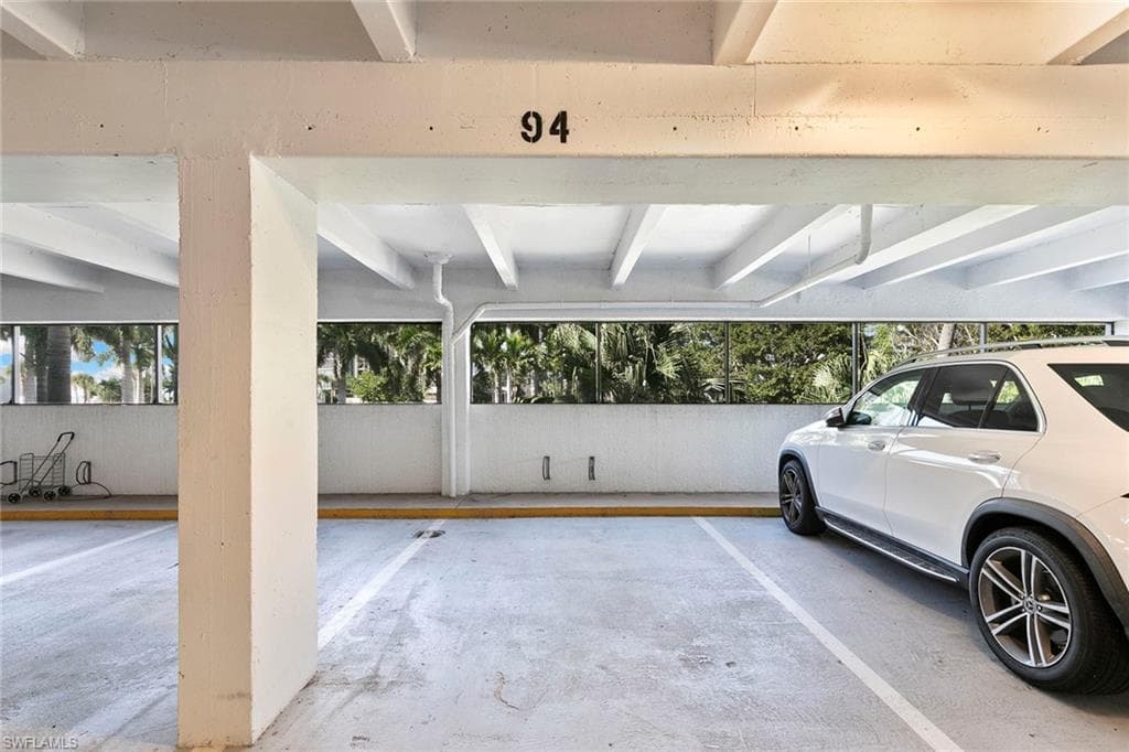 4551 Gulf Shore Blvd N 1400, Naples, FL 34103-46