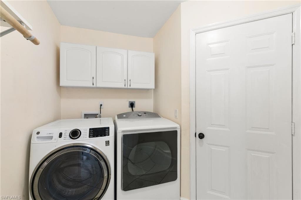 1460 Biscayne Way, Marco Island, FL 34145-18