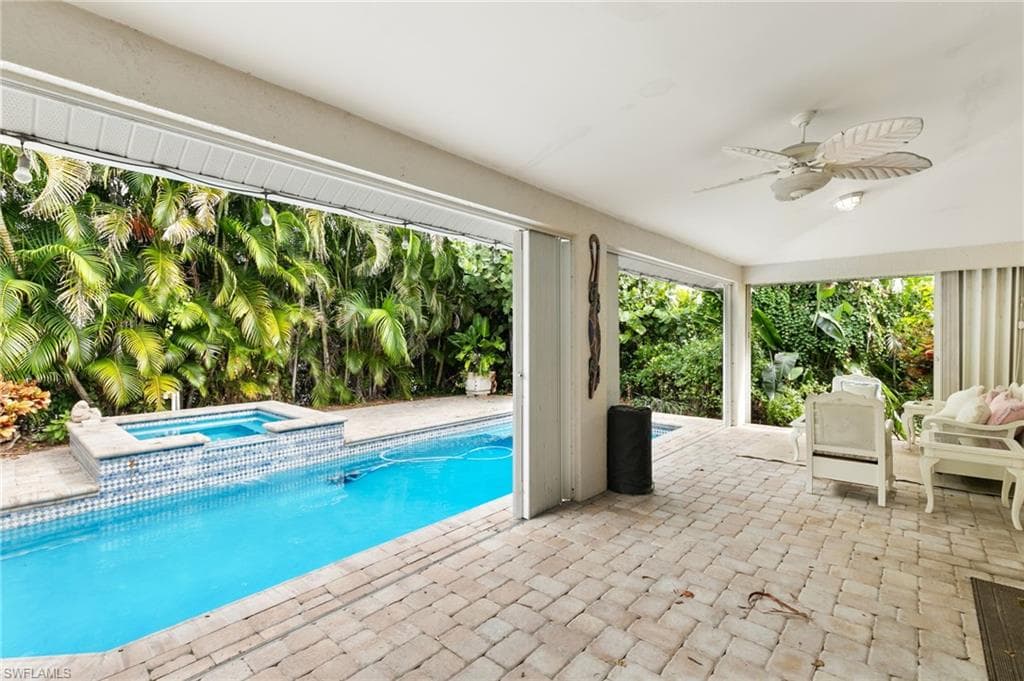 1460 Biscayne Way, Marco Island, FL 34145-19