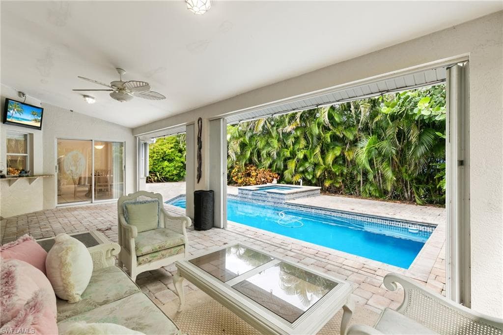 1460 Biscayne Way, Marco Island, FL 34145-20