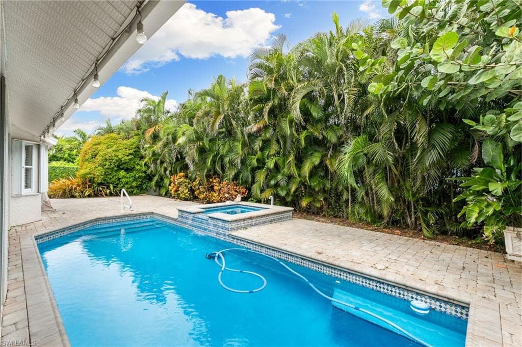 1460 Biscayne Way, Marco Island, FL 34145-21