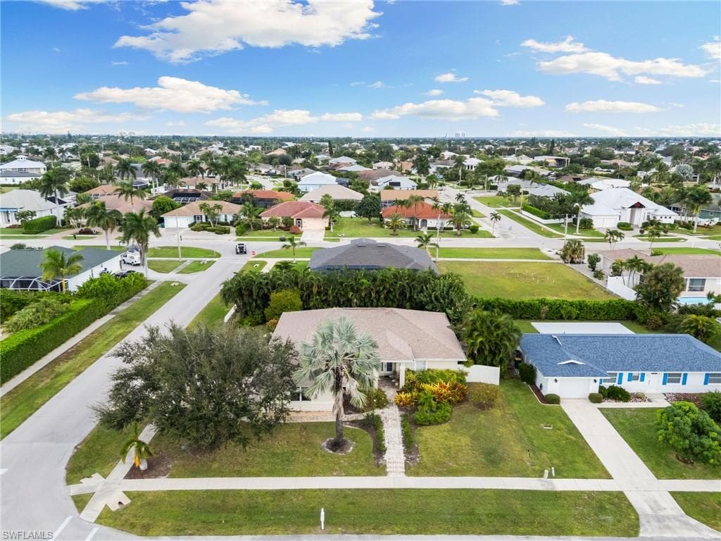 1460 Biscayne Way, Marco Island, FL 34145-28