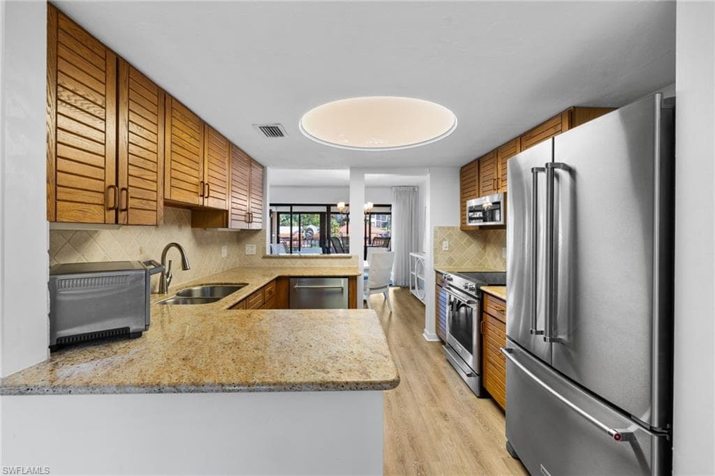 6710 Pelican Bay Blvd 422, Naples, FL 34108-12