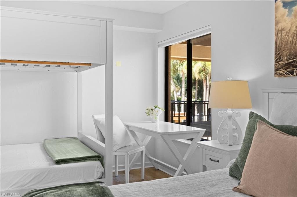 6710 Pelican Bay Blvd 422, Naples, FL 34108-27