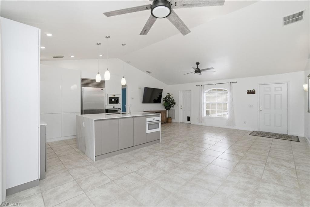 2075 Desoto Blvd N, Naples, FL 34120-11