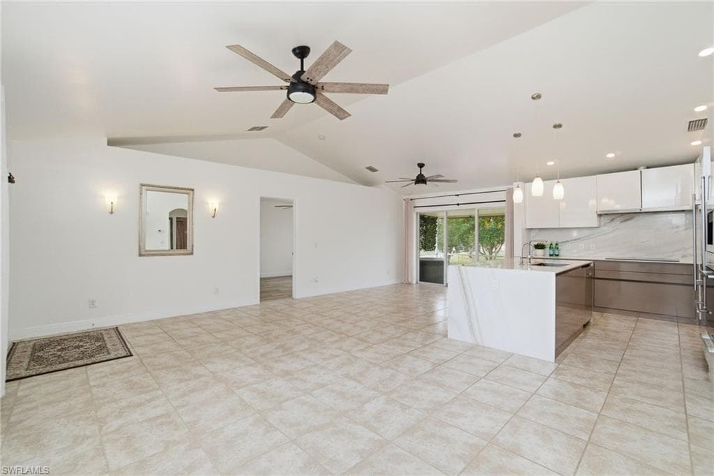 2075 Desoto Blvd N, Naples, FL 34120-12