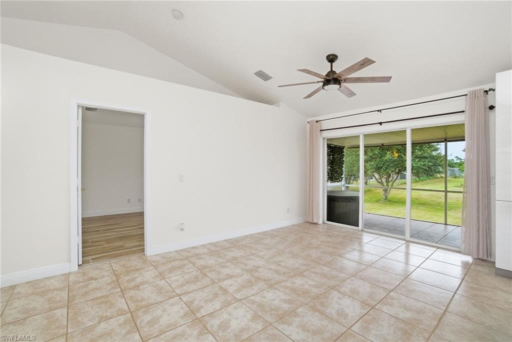 2075 Desoto Blvd N, Naples, FL 34120-15