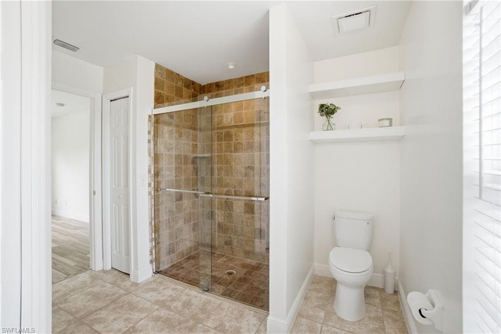 2075 Desoto Blvd N, Naples, FL 34120-20