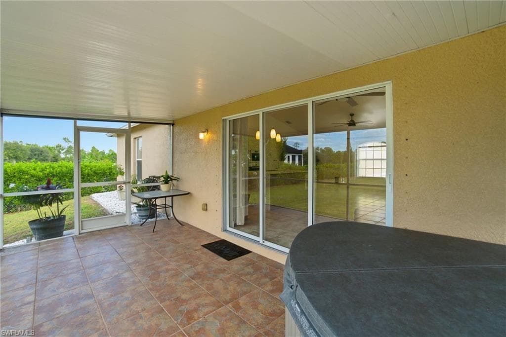 2075 Desoto Blvd N, Naples, FL 34120-27