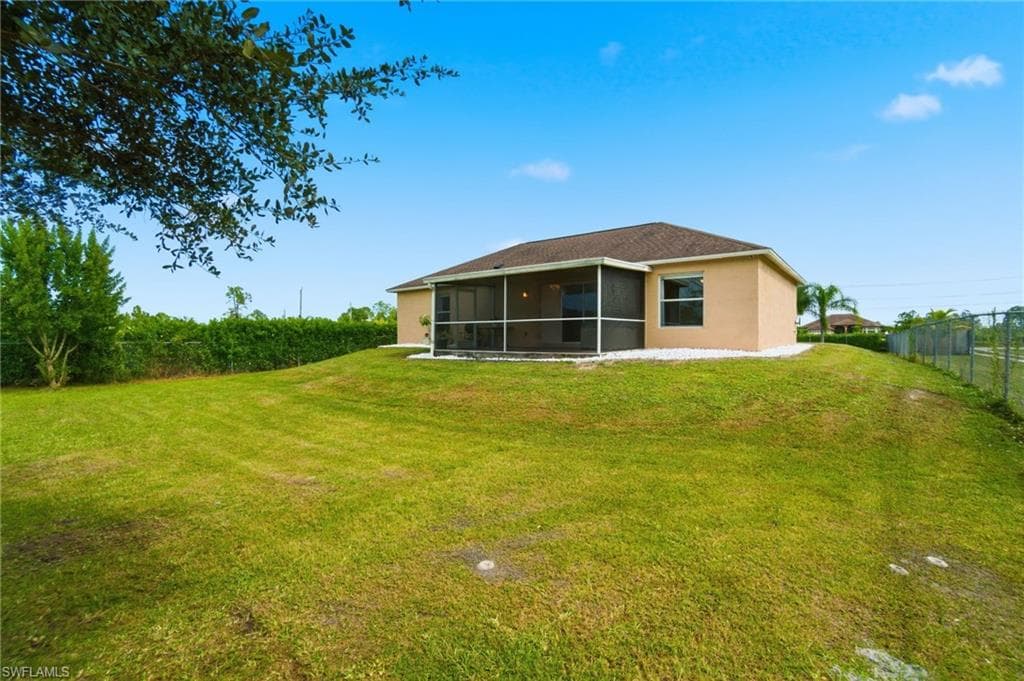 2075 Desoto Blvd N, Naples, FL 34120-31