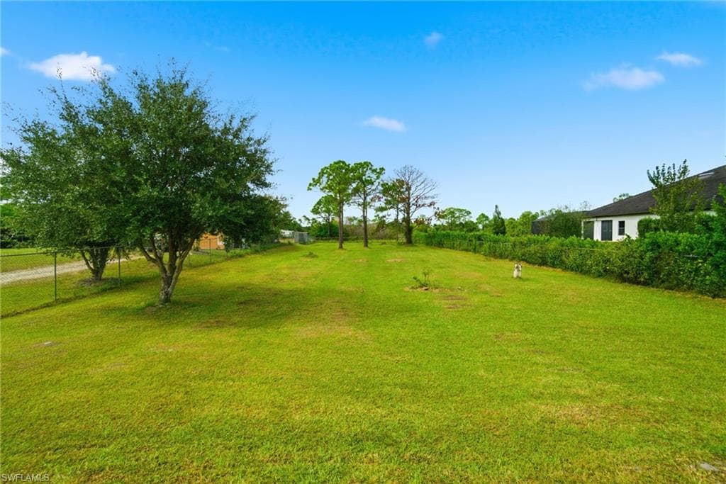 2075 Desoto Blvd N, Naples, FL 34120-36