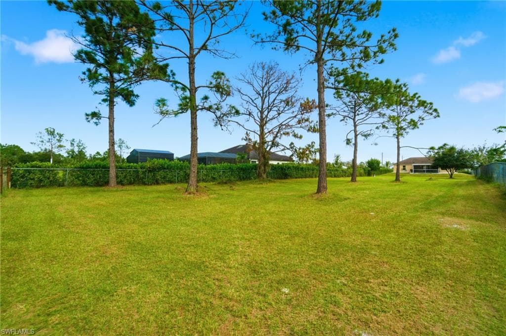 2075 Desoto Blvd N, Naples, FL 34120-38