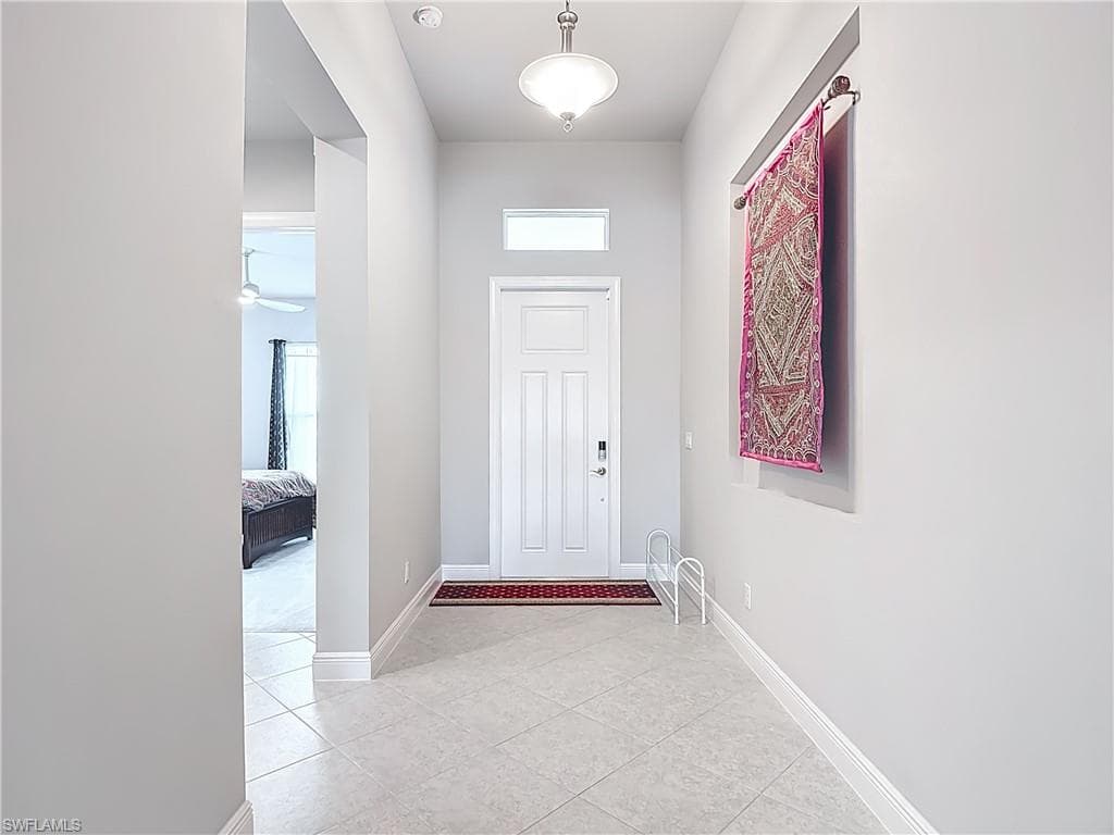 8980 Mustique Ln, Naples, FL 34114-9