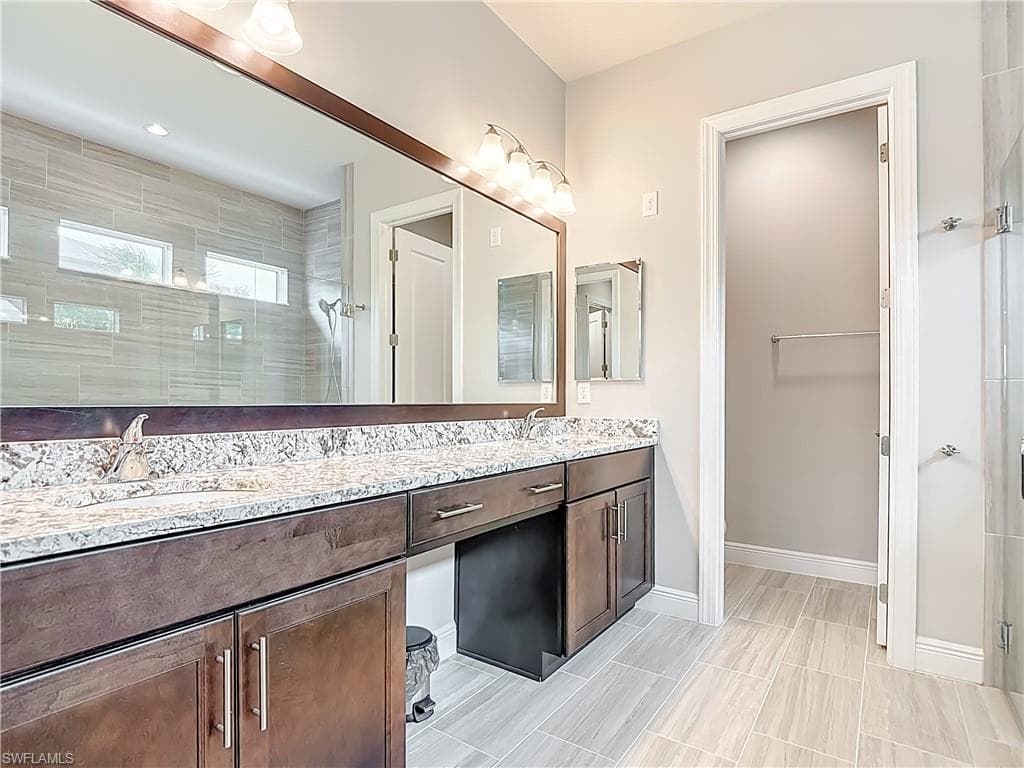 8980 Mustique Ln, Naples, FL 34114-25