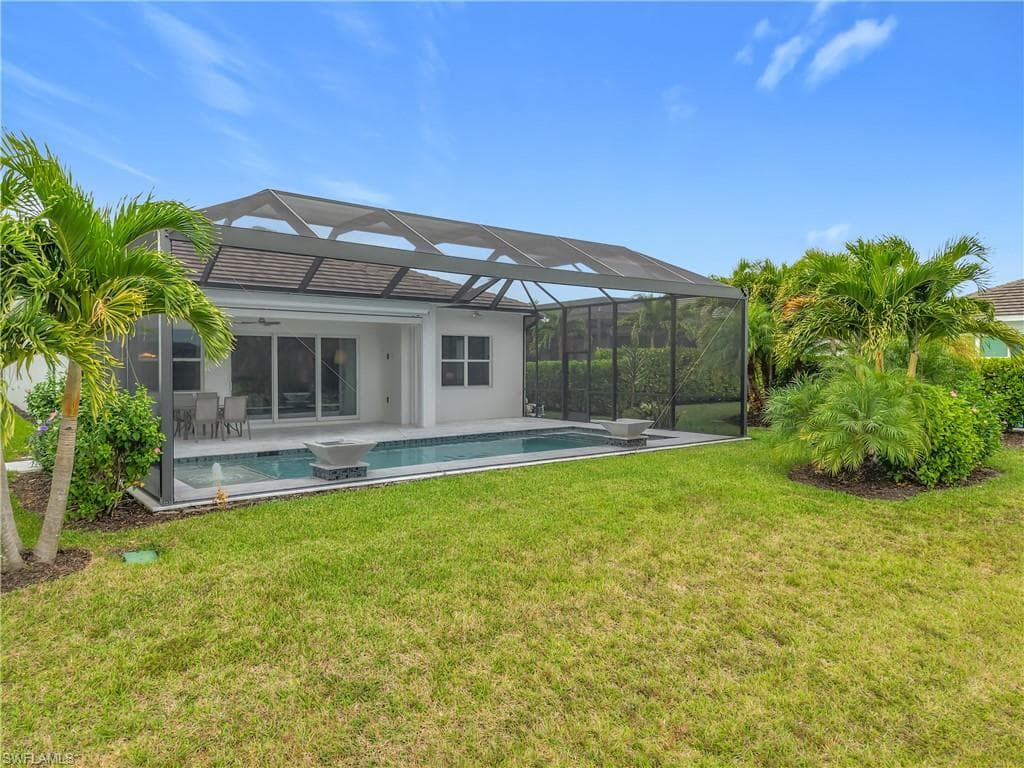 8980 Mustique Ln, Naples, FL 34114-30