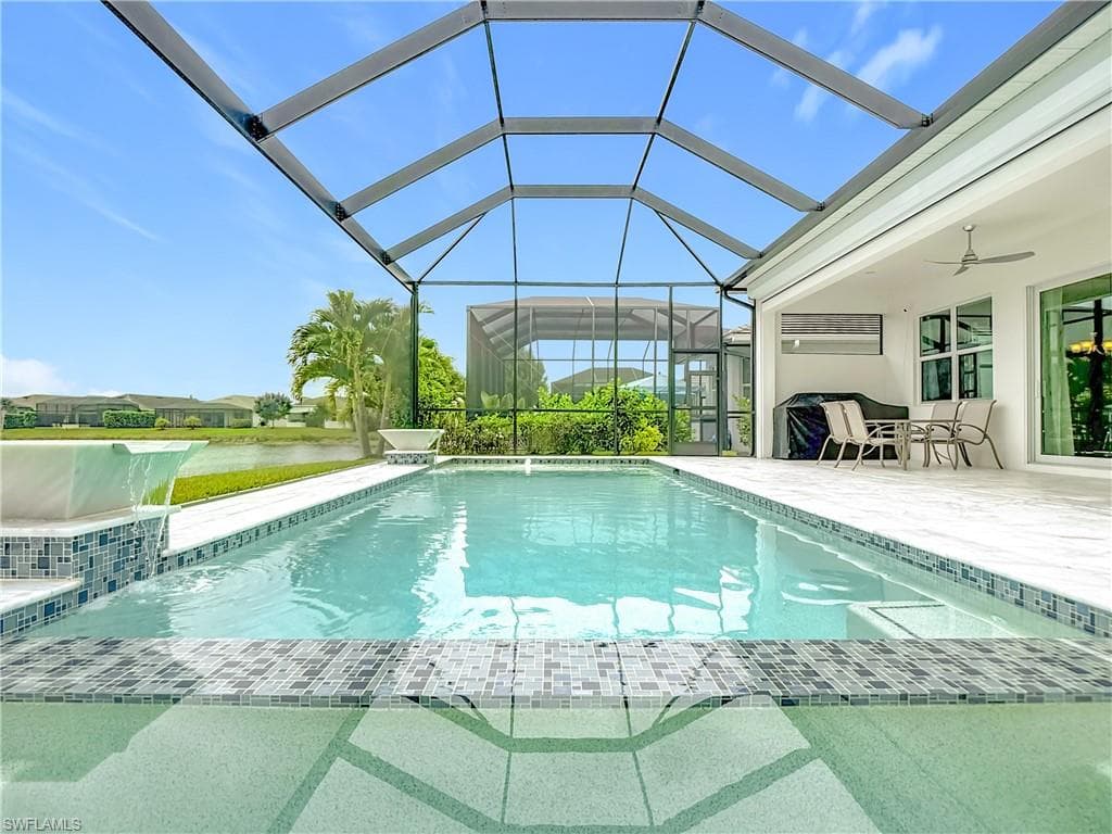 8980 Mustique Ln, Naples, FL 34114-4