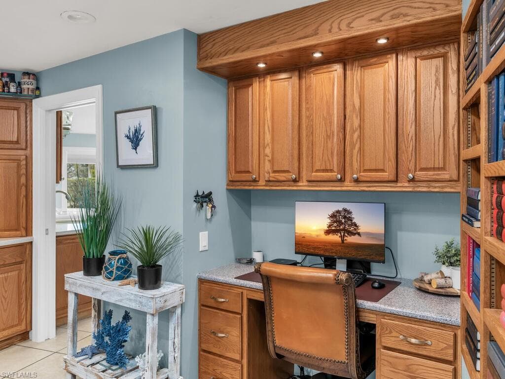 298 Shadowridge Ct, Marco Island, FL 34145-8