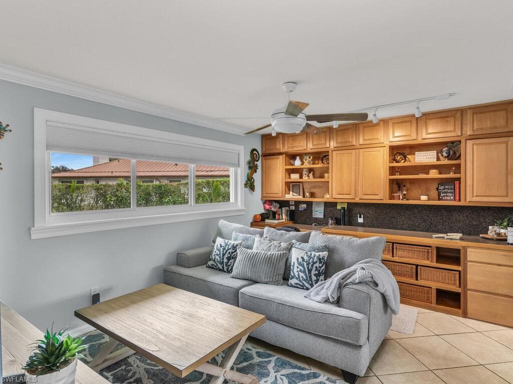 298 Shadowridge Ct, Marco Island, FL 34145-21