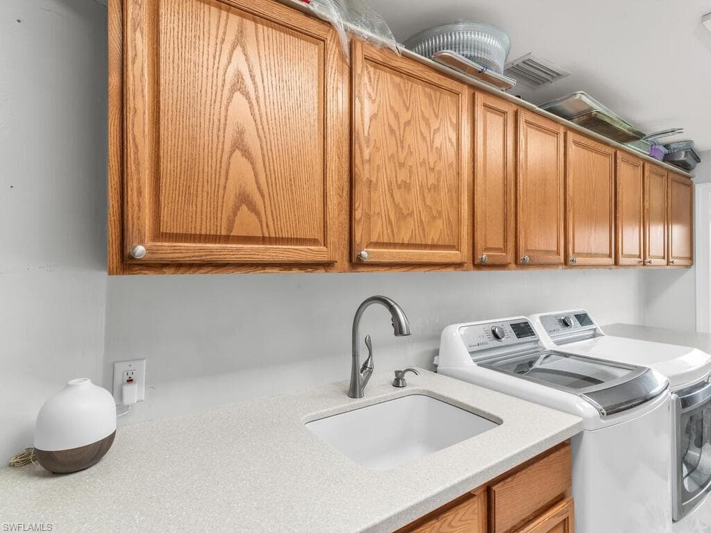 298 Shadowridge Ct, Marco Island, FL 34145-25