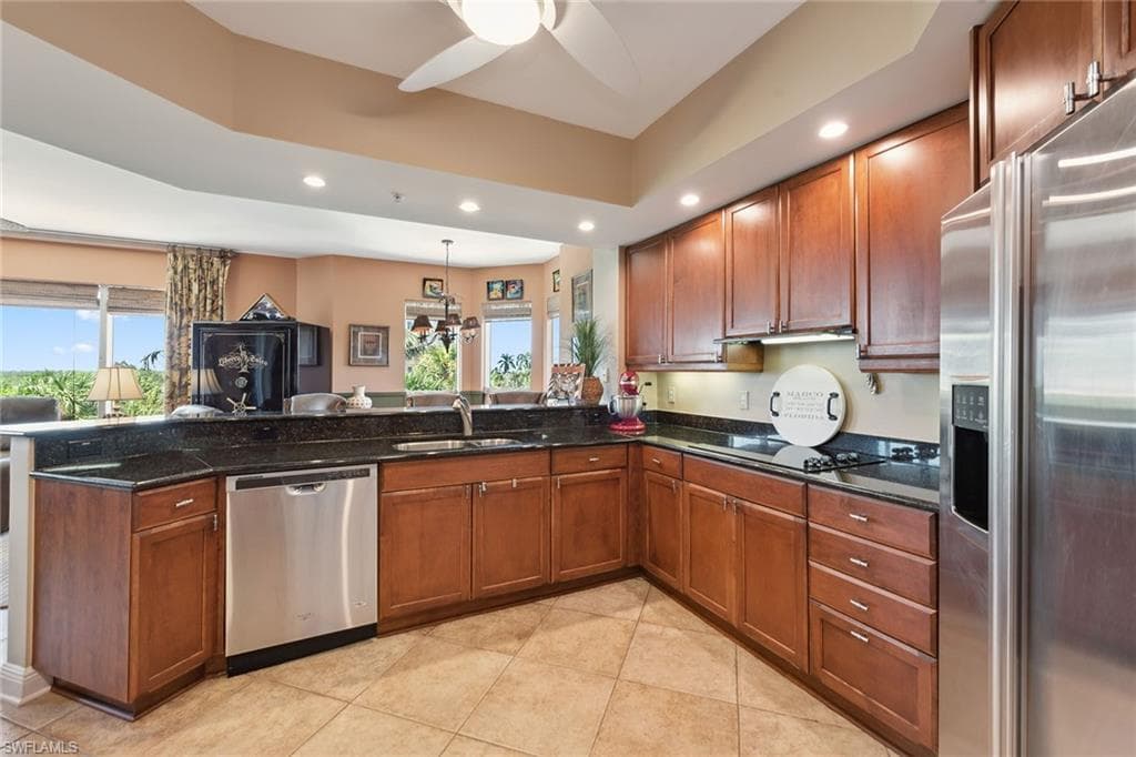 1060 Borghese Ln 206, Naples, FL 34114-8