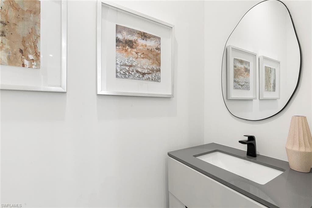 469 Germain Ave, Naples, FL 34108-36