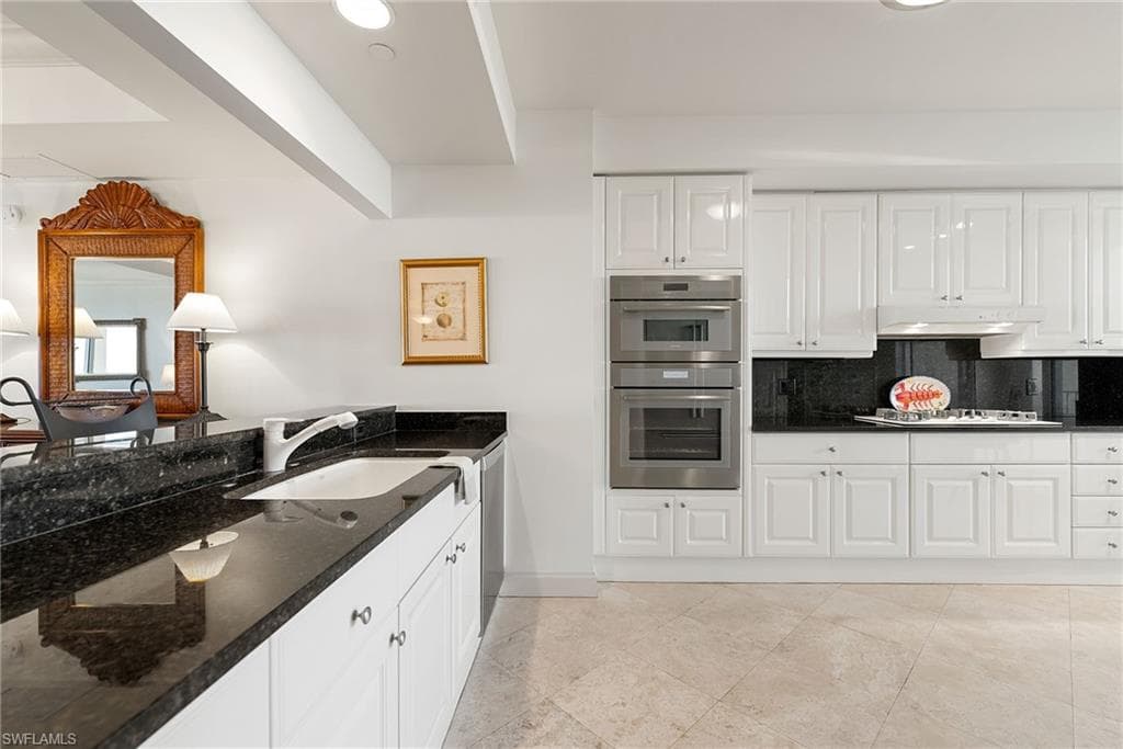 6597 Nicholas Blvd 1902, Naples, FL 34108-8