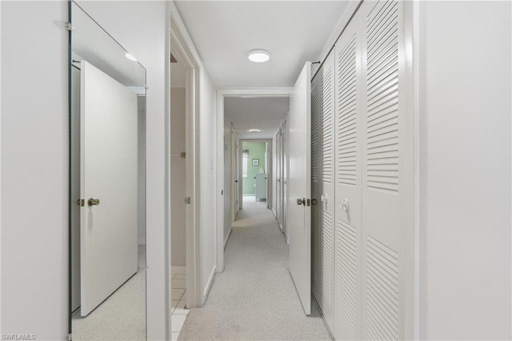 215 Cypress Way E D8, Naples, FL 34110-11