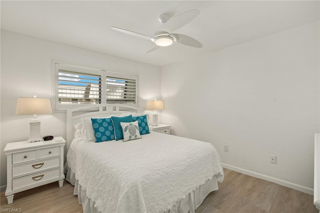 788 Park Shore Dr D32, Naples, FL 34103-21