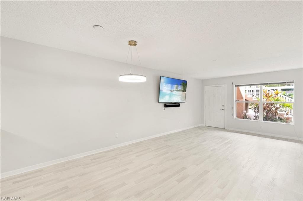 3930 Leeward Passage Ct 103, Bonita Springs, FL 34134-5