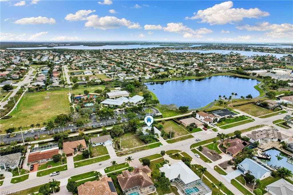 299 Heathwood Dr, Marco Island, FL 34145-40