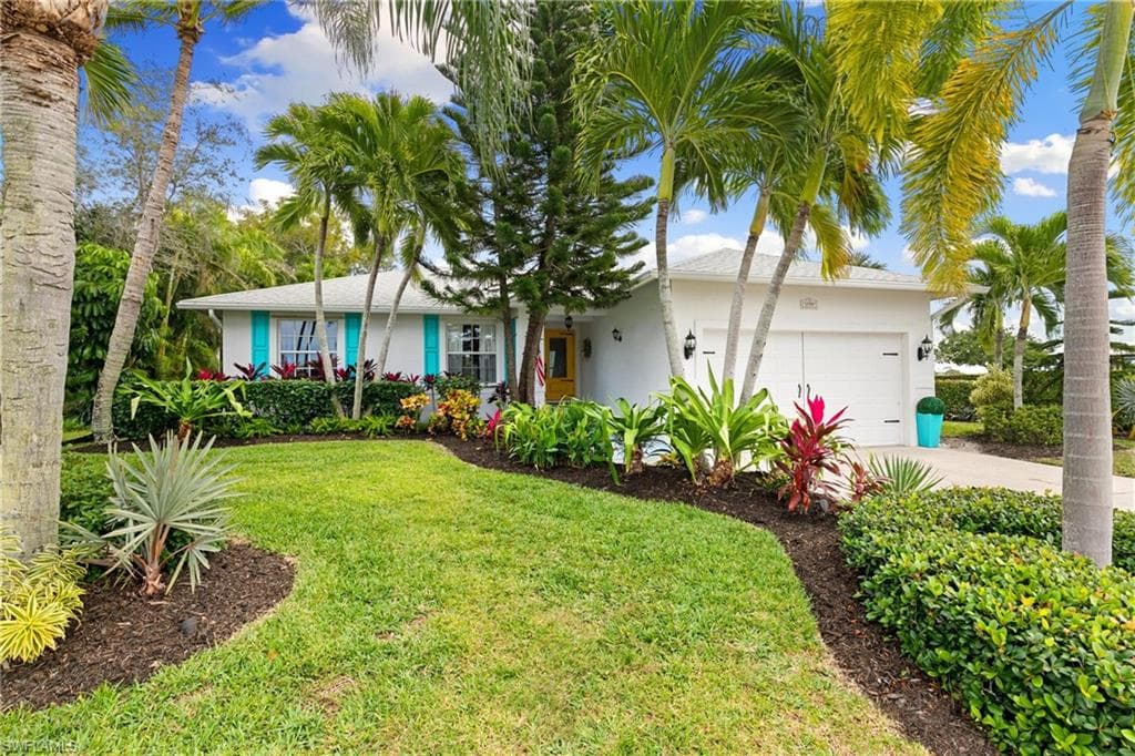 299 Heathwood Dr, Marco Island, FL 34145-3