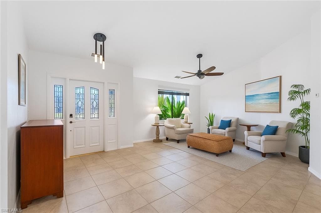 2529 Kings Lake Blvd, Naples, FL 34112-13