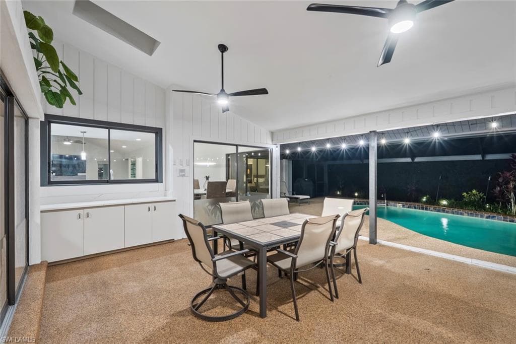 2529 Kings Lake Blvd, Naples, FL 34112-29