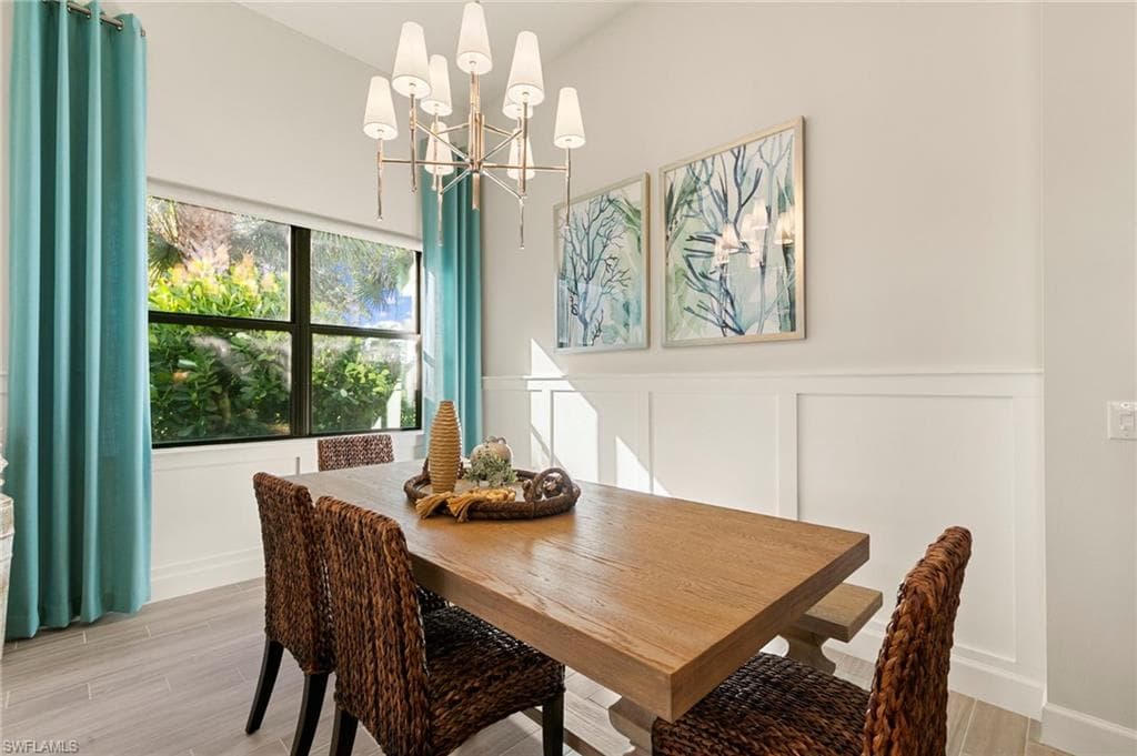 2787 Aviamar Cir, Naples, FL 34114-17