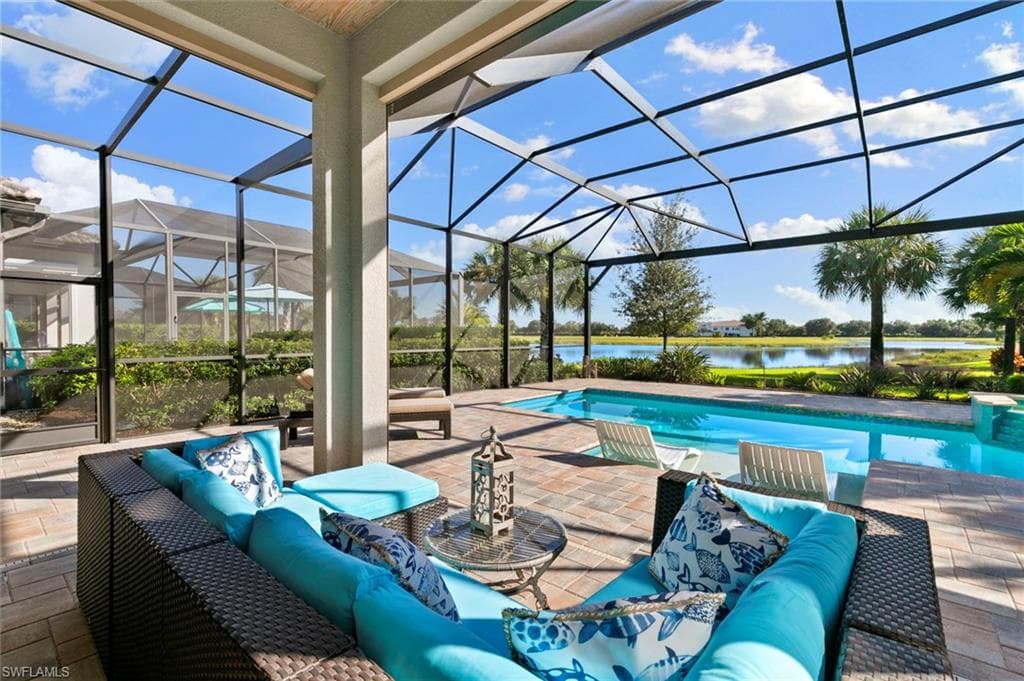 2787 Aviamar Cir, Naples, FL 34114-30