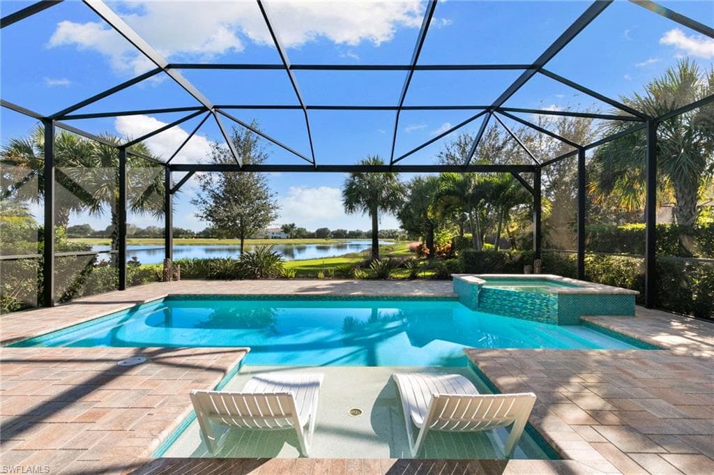 2787 Aviamar Cir, Naples, FL 34114-31