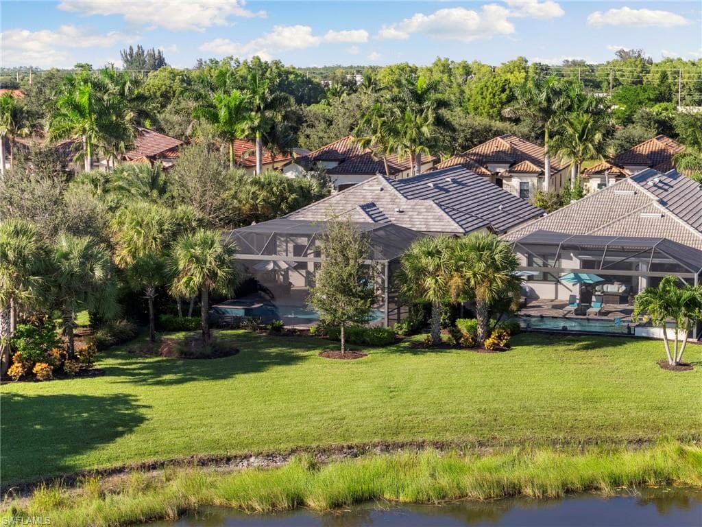 2787 Aviamar Cir, Naples, FL 34114-41