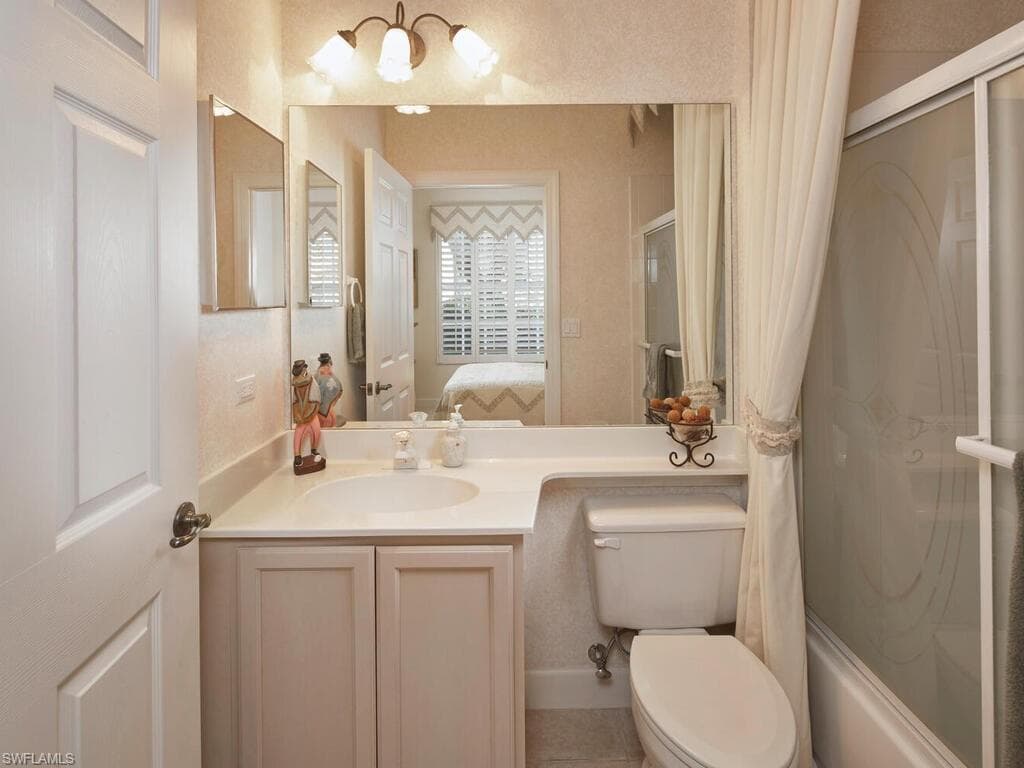 26995 Wyndhurst Ct 101, Bonita Springs, FL 34134-15