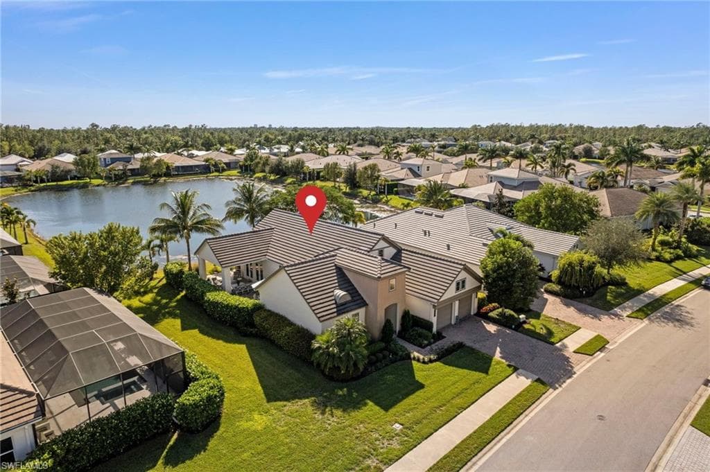 14714 Leeward Dr, Naples, FL 34114-40