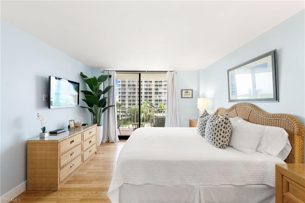 380 Seaview Ct 510, Marco Island, FL 34145-14